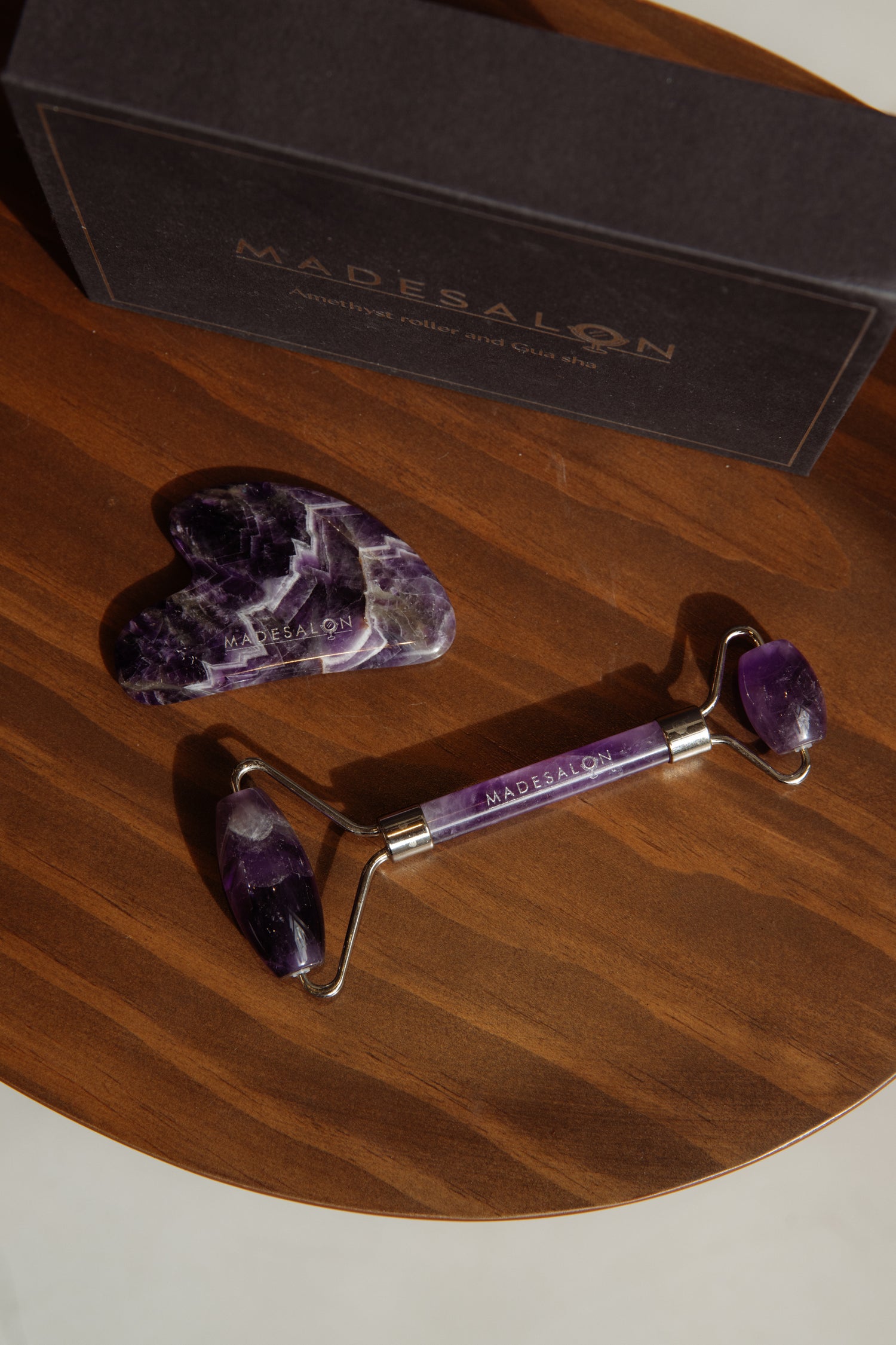 Madesalon -  Amethyst roller and Gua Sha set